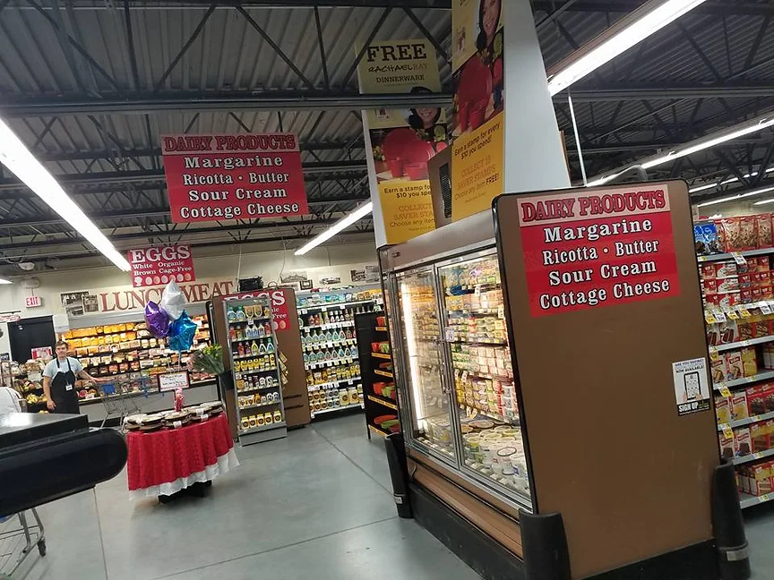 signs inside piggly wiggly by elite sign services